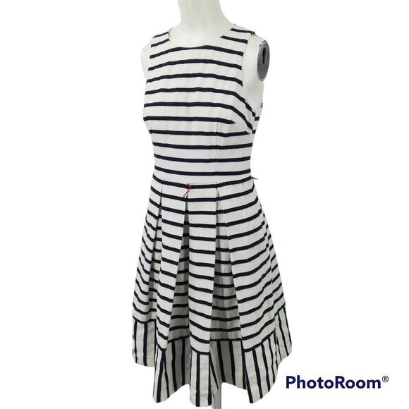Eliza J Dresses & Skirts - Eliza J Striped Pleated Dress Size 2 Lined Cutout Keyhole Back Nautical Belted